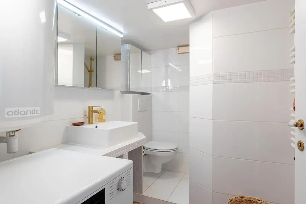 3 Rooms, View On Paris Roofs Chic & Cosy - 70 M2 Apartment