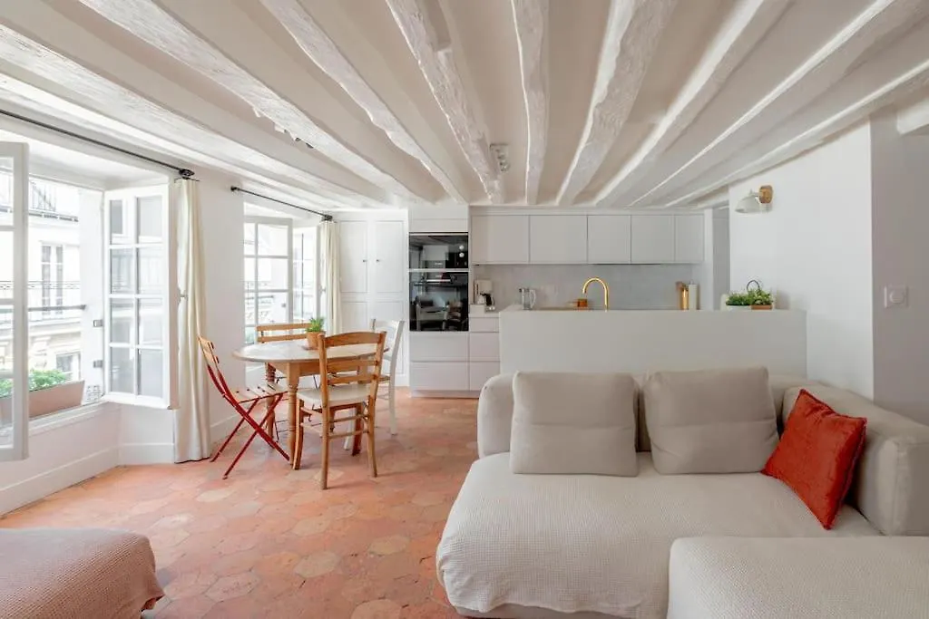 3 Rooms, View On Paris Roofs Chic & Cosy - 70 M2 France