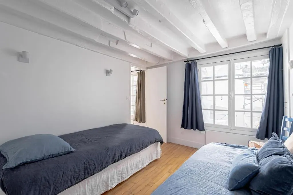 Apartment 3 Rooms, View On Paris Roofs Chic & Cosy - 70 M2 France